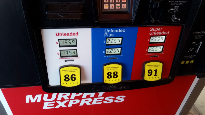 Illustration for article titled Anyone Experience At the Pump Fuel Additive Upselling?